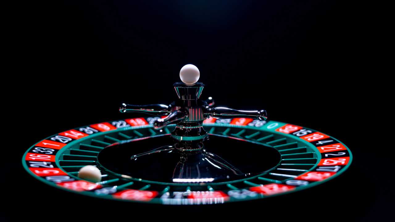 Important Things to Consider When Playing Roulette at Online Casinos